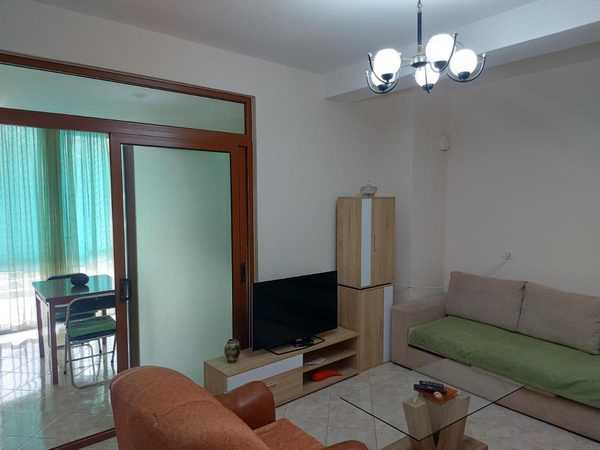 Mano' S Place Apartment Tiranë Ngoại thất bức ảnh